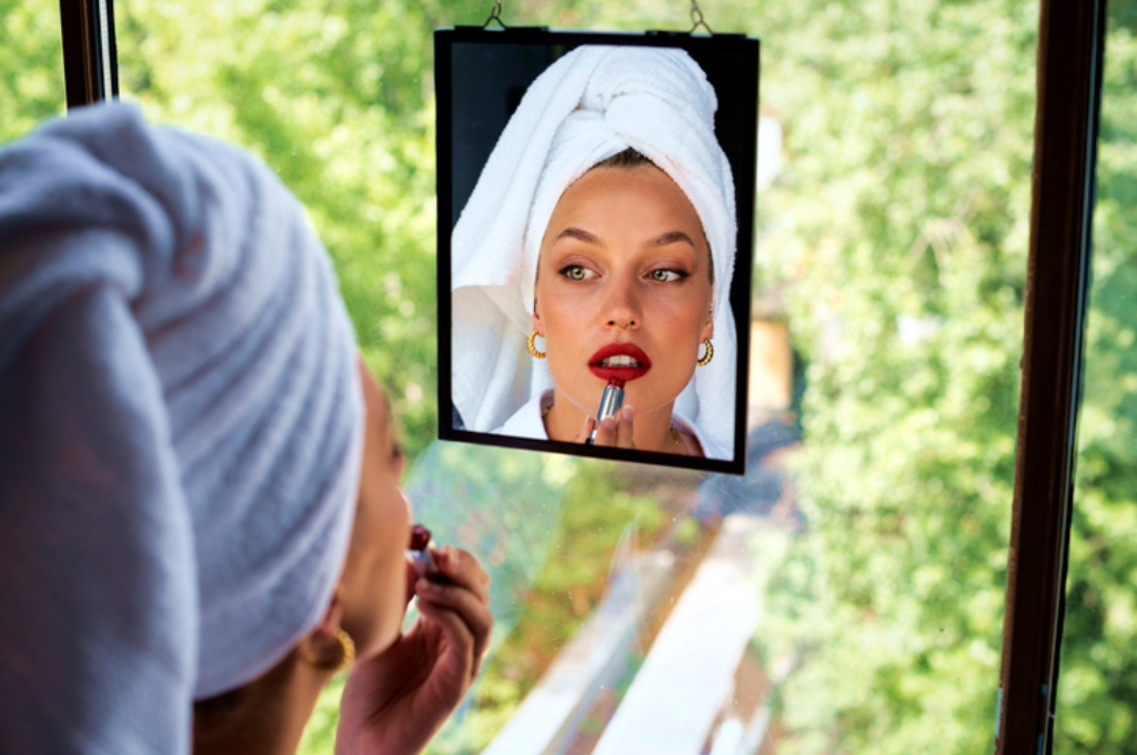 Strawberry Makeup